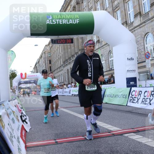 07.09.2025 - BARMER Alsterlauf Strokosch-Dieckow http://msf.ph/oto/8725405 07.09.2025 10:20:36 Ziel 2525, 2980, 3595, 4145, 4393, 5138, 5256, 6044 meine-sportfotos.de