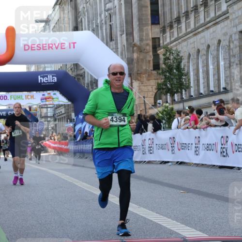 07.09.2025 - BARMER Alsterlauf Strokosch-Dieckow http://msf.ph/oto/8725418 07.09.2025 10:20:44 Ziel 3619, 4393, 4394 meine-sportfotos.de