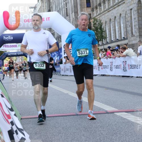 07.09.2025 - BARMER Alsterlauf Strokosch-Dieckow http://msf.ph/oto/8725432 07.09.2025 10:20:53 Ziel 2928, 2983, 3619, 5331, 5332 meine-sportfotos.de