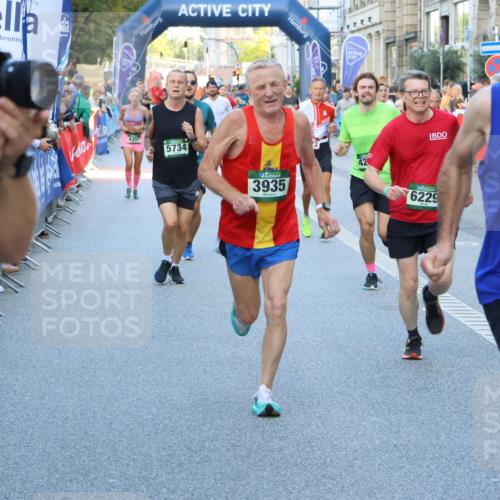 07.09.2025 - BARMER Alsterlauf Strokosch-Dieckow http://msf.ph/oto/8725439 07.09.2025 09:46:11 Ziel 2357, 2381, 2676, 2792, 2953, 3276, 3916, 4131, 4354, 4389, 4480, 4527, 4651, 4732, 4866, 4927, 4985, 5123, 5141, 5584, 5724, 5729, 6011, 6073, 6166, 6286, 8011, 8191, 8316, 8431, 8470 meine-sportfotos.de