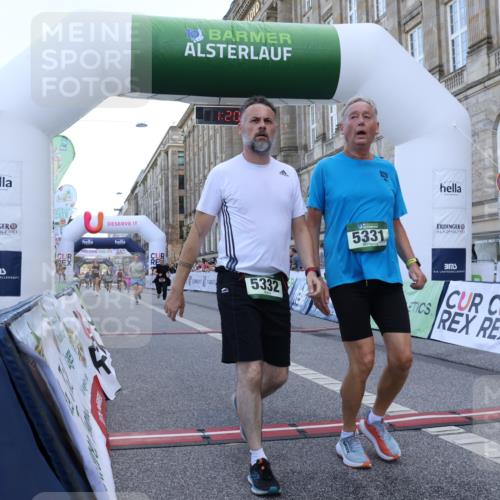 07.09.2025 - BARMER Alsterlauf Strokosch-Dieckow http://msf.ph/oto/8725440 07.09.2025 10:20:56 Ziel 2928, 2983, 4901, 5331, 5332 meine-sportfotos.de