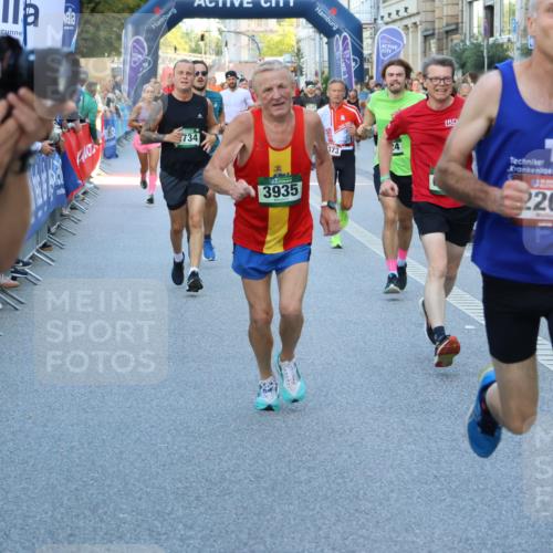 07.09.2025 - BARMER Alsterlauf Strokosch-Dieckow http://msf.ph/oto/8725448 07.09.2025 09:46:11 Ziel 2357, 2381, 2676, 2792, 2953, 3276, 3916, 4131, 4354, 4389, 4480, 4527, 4651, 4732, 4866, 4927, 4985, 5123, 5141, 5584, 5724, 5729, 6011, 6073, 6166, 6286, 8011, 8191, 8316, 8431, 8470 meine-sportfotos.de