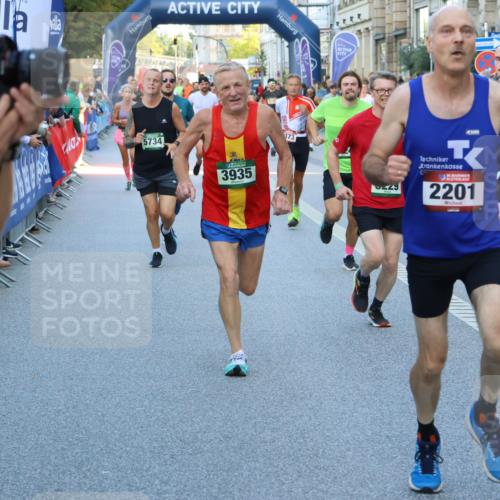 07.09.2025 - BARMER Alsterlauf Strokosch-Dieckow http://msf.ph/oto/8725455 07.09.2025 09:46:11 Ziel 2357, 2381, 2676, 2792, 2953, 3276, 3916, 4131, 4354, 4389, 4480, 4527, 4651, 4732, 4866, 4927, 4985, 5123, 5141, 5584, 5724, 5729, 6011, 6073, 6166, 6286, 8011, 8191, 8316, 8431, 8470 meine-sportfotos.de