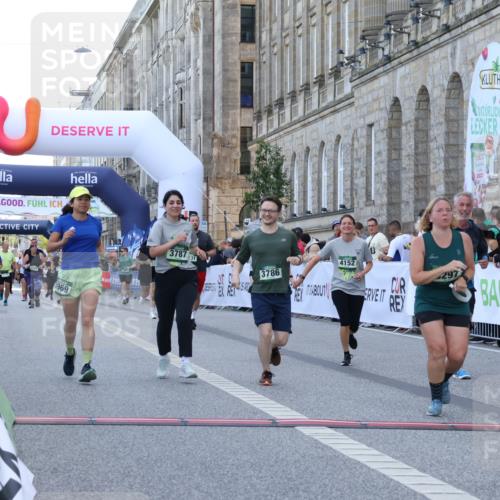 07.09.2025 - BARMER Alsterlauf Strokosch-Dieckow http://msf.ph/oto/8725463 07.09.2025 10:21:12 Ziel 3216, 3297, 3672, 3786, 3787, 3969, 4151, 4152, 4331, 4971 meine-sportfotos.de