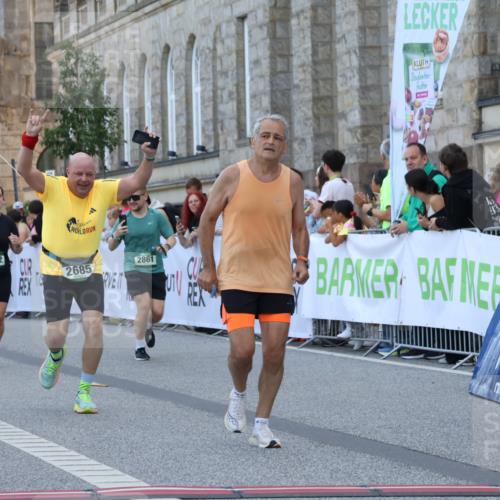07.09.2025 - BARMER Alsterlauf Strokosch-Dieckow http://msf.ph/oto/8725479 07.09.2025 10:21:22 Ziel 2685, 2686, 2861, 2862, 2977, 3383, 4011, 4141, 4142, 4331 meine-sportfotos.de