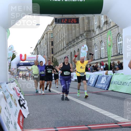 07.09.2025 - BARMER Alsterlauf Strokosch-Dieckow http://msf.ph/oto/8725490 07.09.2025 10:21:24 Ziel 2685, 2686, 2861, 2862, 2977, 3383, 4003, 4011, 4141, 4142, 4331 meine-sportfotos.de