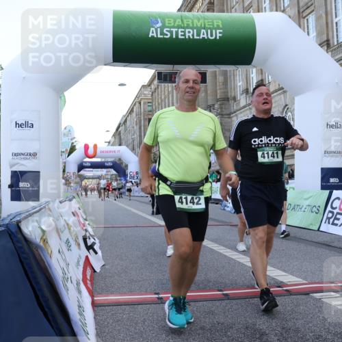 07.09.2025 - BARMER Alsterlauf Strokosch-Dieckow http://msf.ph/oto/8725502 07.09.2025 10:21:28 Ziel 2685, 2686, 2861, 2862, 2977, 3777, 4003, 4011, 4141, 4142, 4206, 4564 meine-sportfotos.de