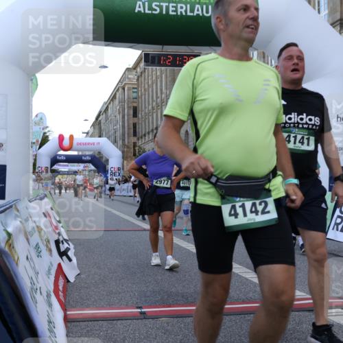 07.09.2025 - BARMER Alsterlauf Strokosch-Dieckow http://msf.ph/oto/8725503 07.09.2025 10:21:28 Ziel 2685, 2686, 2861, 2862, 2977, 3777, 4003, 4011, 4141, 4142, 4206, 4564 meine-sportfotos.de