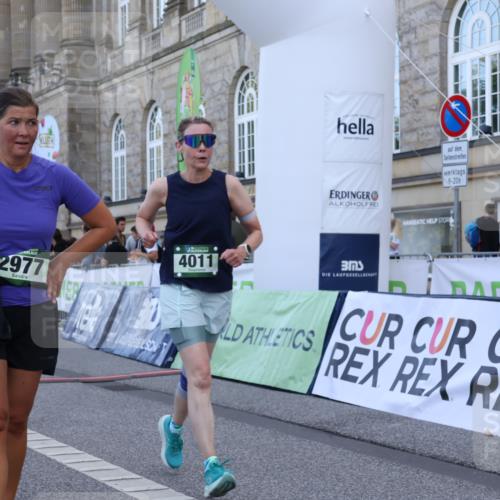 07.09.2025 - BARMER Alsterlauf Strokosch-Dieckow http://msf.ph/oto/8725508 07.09.2025 10:21:30 Ziel 2861, 2862, 2977, 3777, 4003, 4011, 4141, 4142, 4206, 4564, 4919, 5019 meine-sportfotos.de