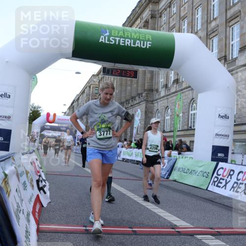 07.09.2025 - BARMER Alsterlauf Strokosch-Dieckow http://msf.ph/oto/8725519 07.09.2025 10:21:37 Ziel 3777, 4206, 4564, 4656, 4919, 5019, 5594, 5846, 5848, 8031 meine-sportfotos.de