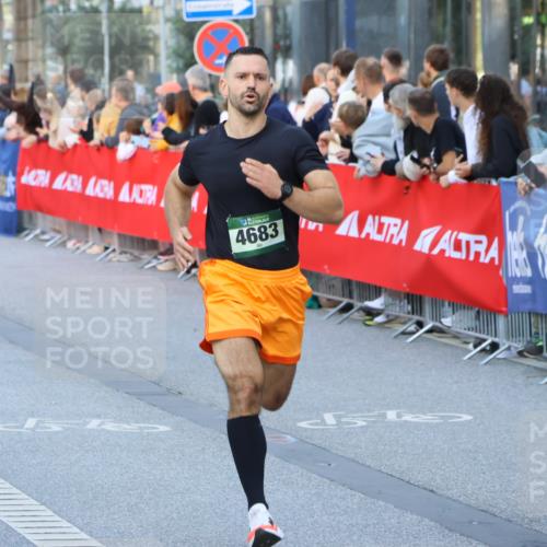 07.09.2025 - BARMER Alsterlauf Strokosch-Dieckow http://msf.ph/oto/8725523 07.09.2025 09:45:48 Ziel 2078, 2201, 2258, 2546, 2601, 2627, 2721, 2935, 3146, 3160, 3727, 3874, 3935, 4134, 4224, 4274, 4281, 4357, 4358, 4865, 4890, 5150, 5178, 5184, 5294, 5373, 5387, 5451, 5591, 5734, 5798, 5963, 6067, 6072, 6229, 8236, 8347, 8411 meine-sportfotos.de