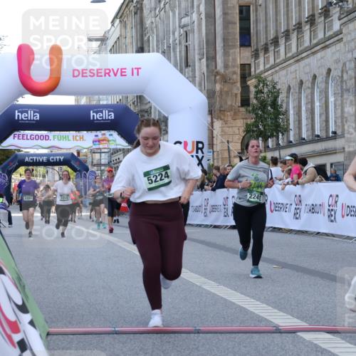 07.09.2025 - BARMER Alsterlauf Strokosch-Dieckow http://msf.ph/oto/8725546 07.09.2025 10:21:51 Ziel 2241, 4316, 5224, 5623, 5625, 5916 meine-sportfotos.de