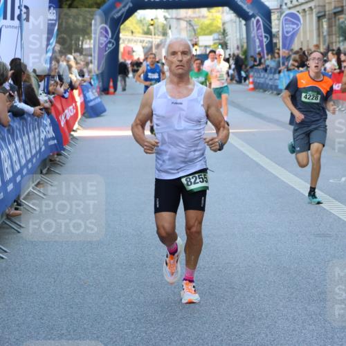 07.09.2025 - BARMER Alsterlauf Strokosch-Dieckow http://msf.ph/oto/8725576 07.09.2025 09:45:30 Ziel 2329, 2349, 2601, 2627, 3160, 4683, 5329, 5344, 5355, 5591, 5764, 8256 meine-sportfotos.de