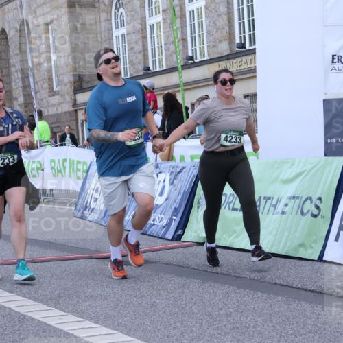 07.09.2025 - BARMER Alsterlauf Strokosch-Dieckow http://msf.ph/oto/8725579 07.09.2025 10:22:05 Ziel 2090, 3354, 3355, 3779, 3780, 3965, 3994, 4167, 4233, 4234, 5233 meine-sportfotos.de