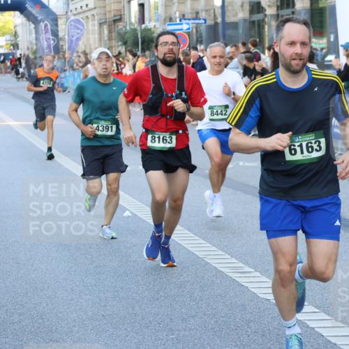 07.09.2025 - BARMER Alsterlauf Strokosch-Dieckow http://msf.ph/oto/8725583 07.09.2025 09:45:28 Ziel 2329, 2349, 3160, 4683, 5329, 5344, 5355, 5591, 5764, 8256 meine-sportfotos.de