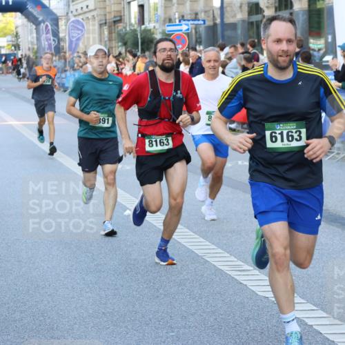 07.09.2025 - BARMER Alsterlauf Strokosch-Dieckow http://msf.ph/oto/8725586 07.09.2025 09:45:28 Ziel 2329, 2349, 3160, 4683, 5329, 5344, 5355, 5591, 5764, 8256 meine-sportfotos.de