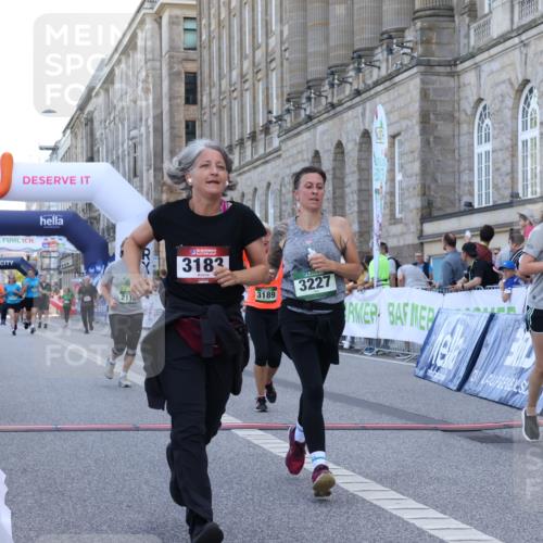 07.09.2025 - BARMER Alsterlauf Strokosch-Dieckow http://msf.ph/oto/8725591 07.09.2025 10:22:14 Ziel 2115, 3183, 3189, 3227, 3635, 3779, 3780, 3887, 4029 meine-sportfotos.de