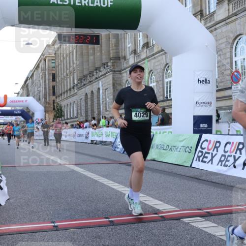 07.09.2025 - BARMER Alsterlauf Strokosch-Dieckow http://msf.ph/oto/8725608 07.09.2025 10:22:19 Ziel 2115, 2281, 3189, 3227, 3312, 3313, 3547, 3635, 3887, 4029, 5959 meine-sportfotos.de
