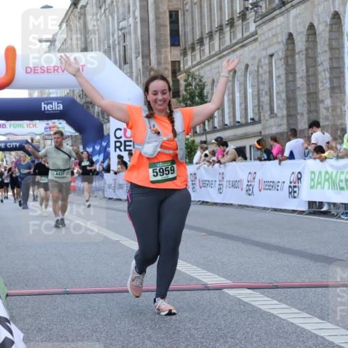 07.09.2025 - BARMER Alsterlauf Strokosch-Dieckow http://msf.ph/oto/8725623 07.09.2025 10:22:26 Ziel 2281, 2706, 3312, 3313, 3547, 4437, 5959, 8004 meine-sportfotos.de