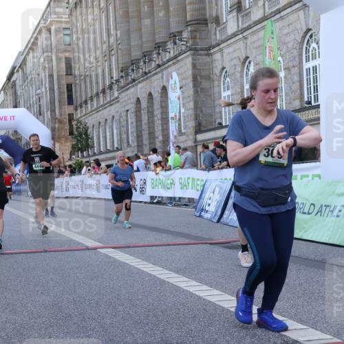 07.09.2025 - BARMER Alsterlauf Strokosch-Dieckow http://msf.ph/oto/8725649 07.09.2025 10:22:40 Ziel 2182, 3091, 3185, 4448, 4475, 4563, 5030 meine-sportfotos.de