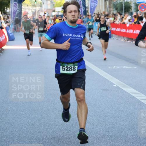 07.09.2025 - BARMER Alsterlauf Strokosch-Dieckow http://msf.ph/oto/8725650 07.09.2025 09:45:15 Ziel 2745, 3627, 4228, 4805, 5344, 5438, 6262 meine-sportfotos.de