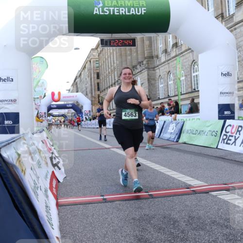 07.09.2025 - BARMER Alsterlauf Strokosch-Dieckow http://msf.ph/oto/8725655 07.09.2025 10:22:42 Ziel 2182, 3091, 3185, 3699, 4448, 4475, 4563, 5030 meine-sportfotos.de