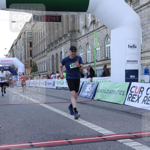 07.09.2025 - BARMER Alsterlauf Strokosch-Dieckow http://msf.ph/oto/8725664 07.09.2025 10:22:45 Ziel 2727, 3185, 3699, 4448, 4475, 4563 meine-sportfotos.de