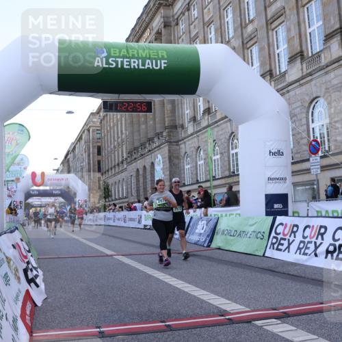 07.09.2025 - BARMER Alsterlauf Strokosch-Dieckow http://msf.ph/oto/8725686 07.09.2025 10:22:54 Ziel 2727, 2972, 2976, 3223, 3248, 3571, 3668, 4350 meine-sportfotos.de