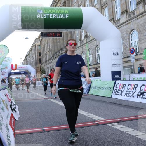 07.09.2025 - BARMER Alsterlauf Strokosch-Dieckow http://msf.ph/oto/8725731 07.09.2025 10:23:12 Ziel 2051, 2499, 3070, 3964, 4166, 4528, 5914, 5951, 6314, 8192 meine-sportfotos.de