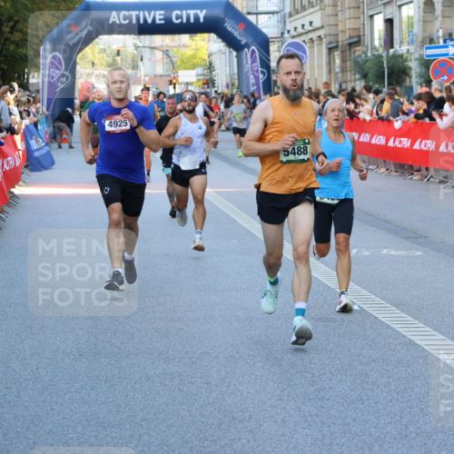 07.09.2025 - BARMER Alsterlauf Strokosch-Dieckow http://msf.ph/oto/8725733 07.09.2025 09:44:59 Ziel 2034, 2072, 2745, 2869, 3602, 3627, 3877, 4030, 4076, 4228, 4391, 4569, 4575, 4825, 4885, 4974, 5495, 5496, 5773, 6163, 8015, 8163, 8255, 8355, 8440, 8442 meine-sportfotos.de