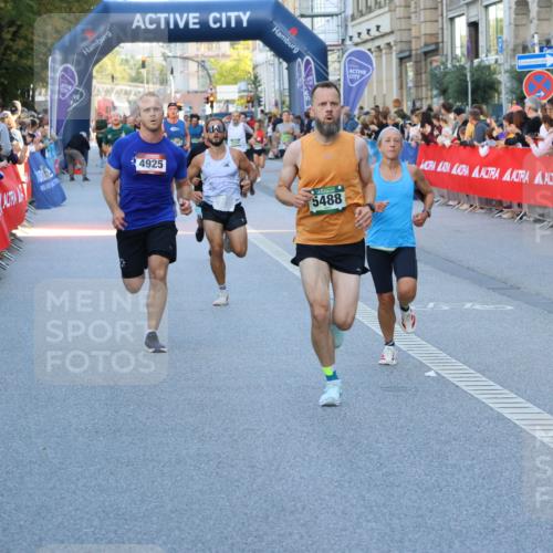 07.09.2025 - BARMER Alsterlauf Strokosch-Dieckow http://msf.ph/oto/8725743 07.09.2025 09:44:59 Ziel 2034, 2072, 2745, 2869, 3602, 3627, 3877, 4030, 4076, 4228, 4391, 4569, 4575, 4825, 4885, 4974, 5495, 5496, 5773, 6163, 8015, 8163, 8255, 8355, 8440, 8442 meine-sportfotos.de