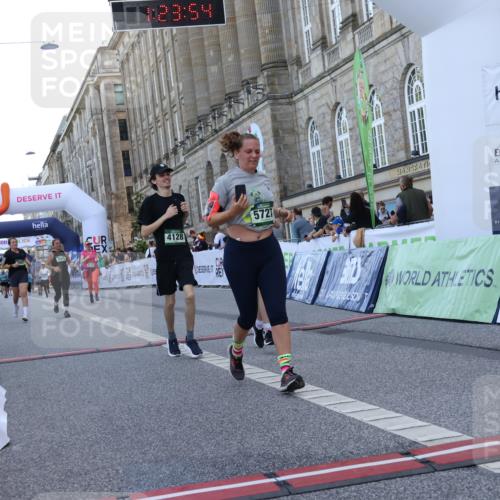 07.09.2025 - BARMER Alsterlauf Strokosch-Dieckow http://msf.ph/oto/8725786 07.09.2025 10:23:52 Ziel 3663, 3665, 4128, 4755, 5191, 5727 meine-sportfotos.de