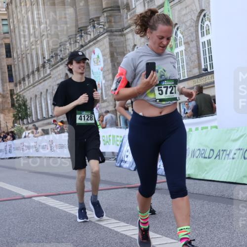 07.09.2025 - BARMER Alsterlauf Strokosch-Dieckow http://msf.ph/oto/8725788 07.09.2025 10:23:53 Ziel 3663, 3665, 4128, 4755, 5727 meine-sportfotos.de