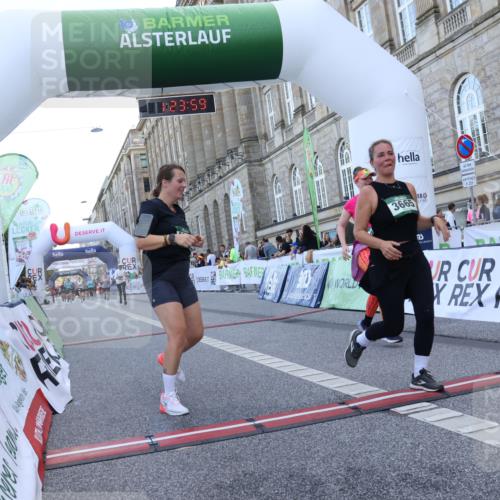 07.09.2025 - BARMER Alsterlauf Strokosch-Dieckow http://msf.ph/oto/8725798 07.09.2025 10:23:58 Ziel 3663, 3665, 4755, 4967 meine-sportfotos.de