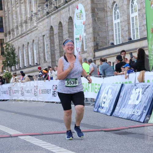 07.09.2025 - BARMER Alsterlauf Strokosch-Dieckow http://msf.ph/oto/8725810 07.09.2025 10:24:07 Ziel 2661, 3664, 4813, 4967, 5539 meine-sportfotos.de