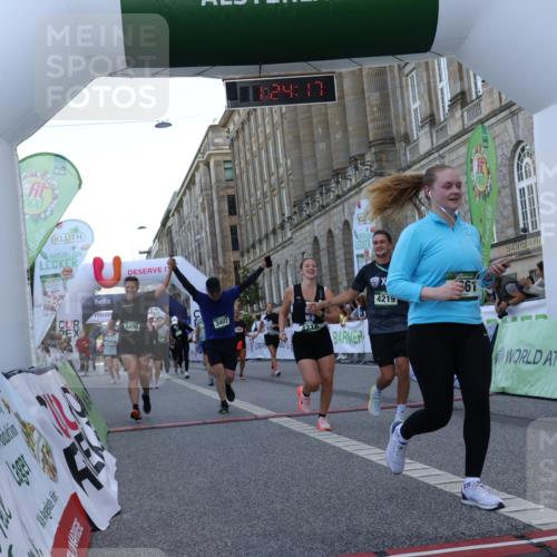 07.09.2025 - BARMER Alsterlauf Strokosch-Dieckow http://msf.ph/oto/8725832 07.09.2025 10:24:15 Ziel 2661, 2996, 3159, 3406, 3407, 3562, 3652, 3653, 3688, 3891, 3908, 4013, 4218, 4341, 4352, 4813 meine-sportfotos.de
