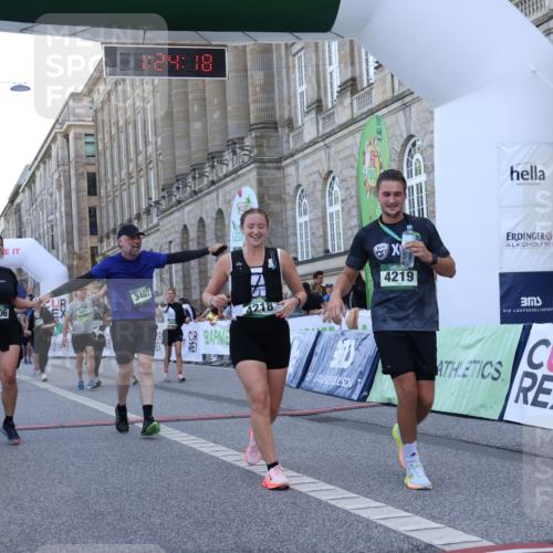 07.09.2025 - BARMER Alsterlauf Strokosch-Dieckow http://msf.ph/oto/8725835 07.09.2025 10:24:16 Ziel 2661, 2996, 3159, 3406, 3407, 3562, 3652, 3653, 3688, 3891, 3908, 4013, 4218, 4341, 4352 meine-sportfotos.de