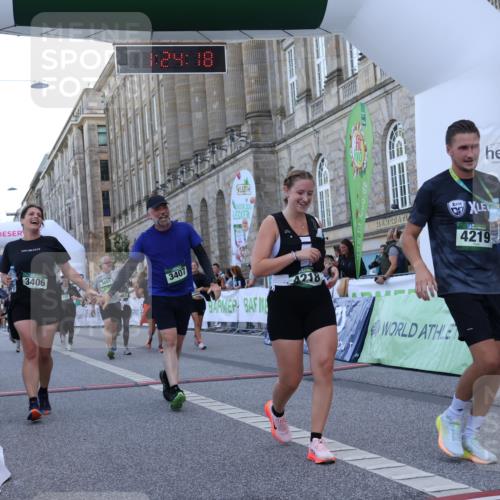 07.09.2025 - BARMER Alsterlauf Strokosch-Dieckow http://msf.ph/oto/8725837 07.09.2025 10:24:16 Ziel 2661, 2996, 3159, 3406, 3407, 3562, 3652, 3653, 3688, 3891, 3908, 4013, 4218, 4341, 4352 meine-sportfotos.de