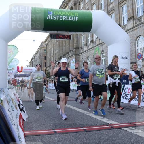 07.09.2025 - BARMER Alsterlauf Strokosch-Dieckow http://msf.ph/oto/8725848 07.09.2025 10:24:21 Ziel 2087, 2996, 3159, 3406, 3407, 3562, 3652, 3653, 3688, 3891, 3908, 4013, 4341, 4352, 5077, 5083, 5085, 5109, 5242, 8005 meine-sportfotos.de