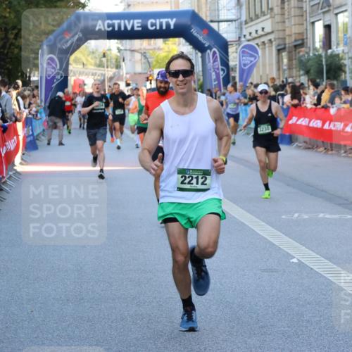 07.09.2025 - BARMER Alsterlauf Strokosch-Dieckow http://msf.ph/oto/8725861 07.09.2025 09:44:34 Ziel 1017, 2361, 2389, 3305, 3306, 3702, 4095, 4925, 4959, 5126, 5202, 5246, 5317, 5323, 5388, 5488, 5904, 6095, 6320, 8225, 8458 meine-sportfotos.de