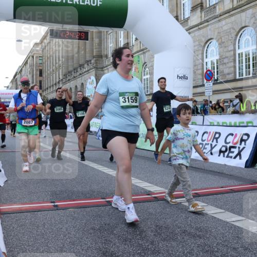 07.09.2025 - BARMER Alsterlauf Strokosch-Dieckow http://msf.ph/oto/8725862 07.09.2025 10:24:27 Ziel 2087, 2261, 3159, 3688, 4306, 4841, 5077, 5083, 5085, 5109, 5242, 8005 meine-sportfotos.de