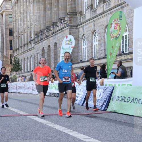 07.09.2025 - BARMER Alsterlauf Strokosch-Dieckow http://msf.ph/oto/8725887 07.09.2025 10:24:40 Ziel 2684, 2817, 3325, 3326, 4457, 5096 meine-sportfotos.de