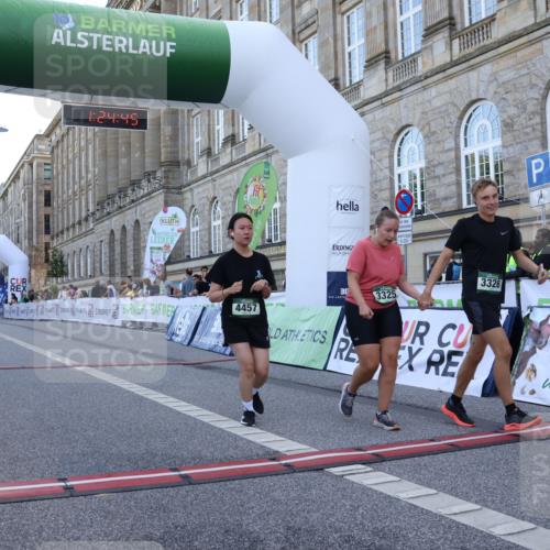 07.09.2025 - BARMER Alsterlauf Strokosch-Dieckow http://msf.ph/oto/8725895 07.09.2025 10:24:43 Ziel 2684, 2817, 3325, 3326, 4457, 5096 meine-sportfotos.de