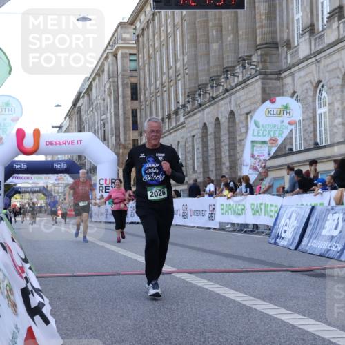 07.09.2025 - BARMER Alsterlauf Strokosch-Dieckow http://msf.ph/oto/8725905 07.09.2025 10:24:52 Ziel 2026, 3168, 3169 meine-sportfotos.de