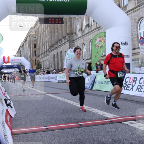 07.09.2025 - BARMER Alsterlauf Strokosch-Dieckow http://msf.ph/oto/8725925 07.09.2025 10:25:03 Ziel 2412, 3149, 4966, 5269, 5765 meine-sportfotos.de