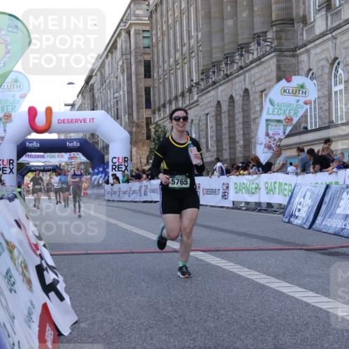 07.09.2025 - BARMER Alsterlauf Strokosch-Dieckow http://msf.ph/oto/8725928 07.09.2025 10:25:05 Ziel 2412, 3149, 4644, 4966, 5269, 5765 meine-sportfotos.de