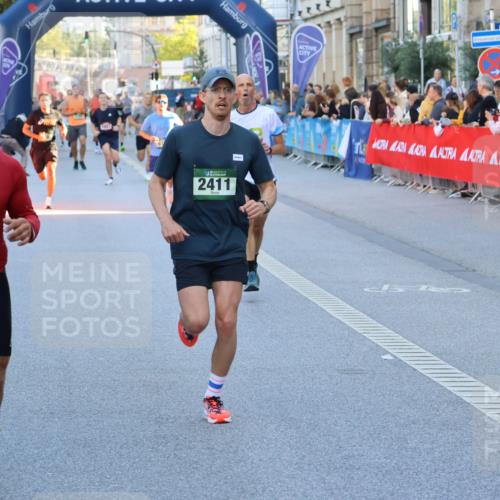 07.09.2025 - BARMER Alsterlauf Strokosch-Dieckow http://msf.ph/oto/8725936 07.09.2025 09:44:20 Ziel 2212, 2340, 2389, 2561, 2742, 3230, 3305, 3306, 4095, 4543, 4599, 5126, 5246, 5317, 5388, 5500, 5913, 6006, 6116, 6204, 6320 meine-sportfotos.de