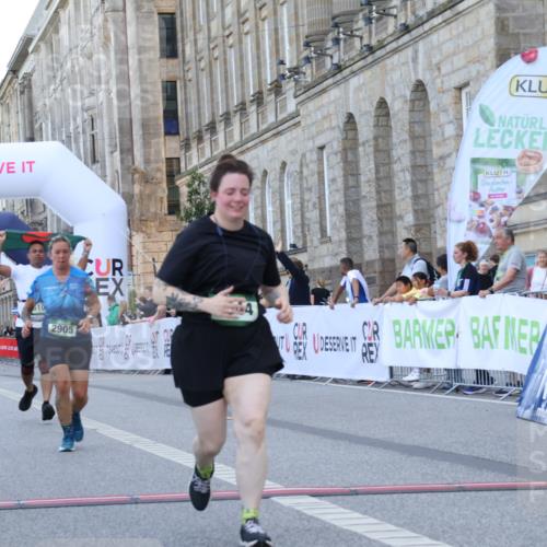 07.09.2025 - BARMER Alsterlauf Strokosch-Dieckow http://msf.ph/oto/8725943 07.09.2025 10:25:12 Ziel 2412, 2905, 4644, 6102 meine-sportfotos.de