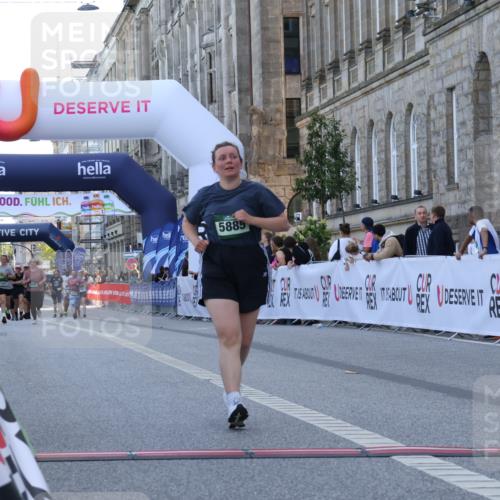 07.09.2025 - BARMER Alsterlauf Strokosch-Dieckow http://msf.ph/oto/8725957 07.09.2025 10:25:18 Ziel 2905, 6102 meine-sportfotos.de
