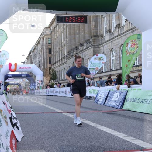 07.09.2025 - BARMER Alsterlauf Strokosch-Dieckow http://msf.ph/oto/8725962 07.09.2025 10:25:20 Ziel 2905, 6102 meine-sportfotos.de